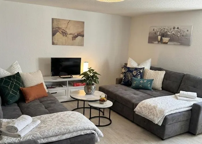 Wellness -residenz Ehrhardt Urlaub Mit Pool Und Garten In Halberstadt